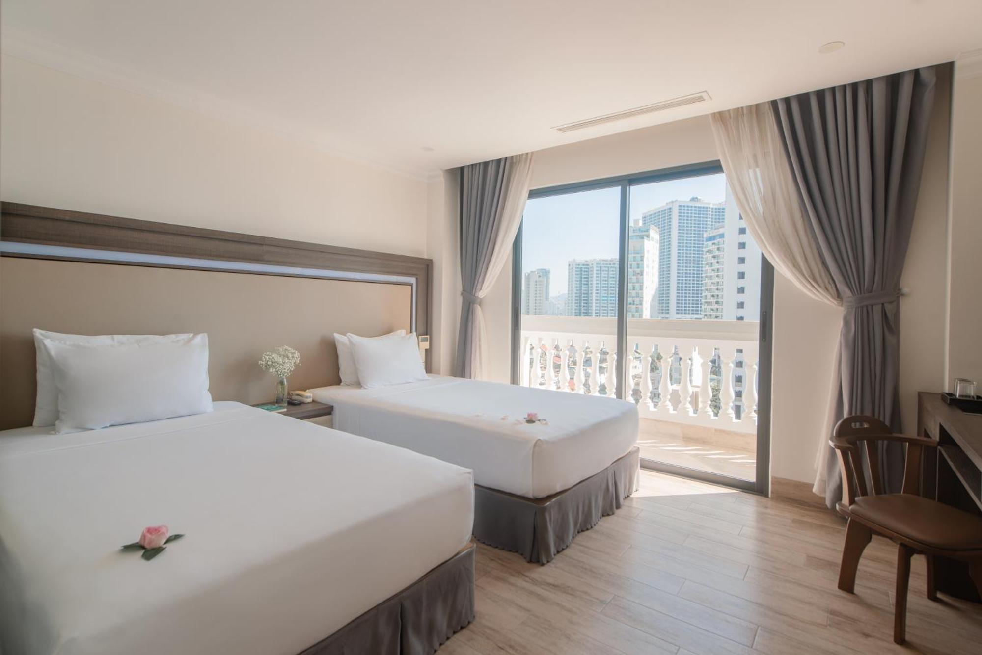 เซเว่น ซี โฮเต็ล แอนด์ อพาร์ตเมนต์ Hotel ญาจาง ภายนอก รูปภาพ